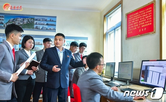 북한, \'주체건축\' 발전 위한 건축 인재 양성 강조