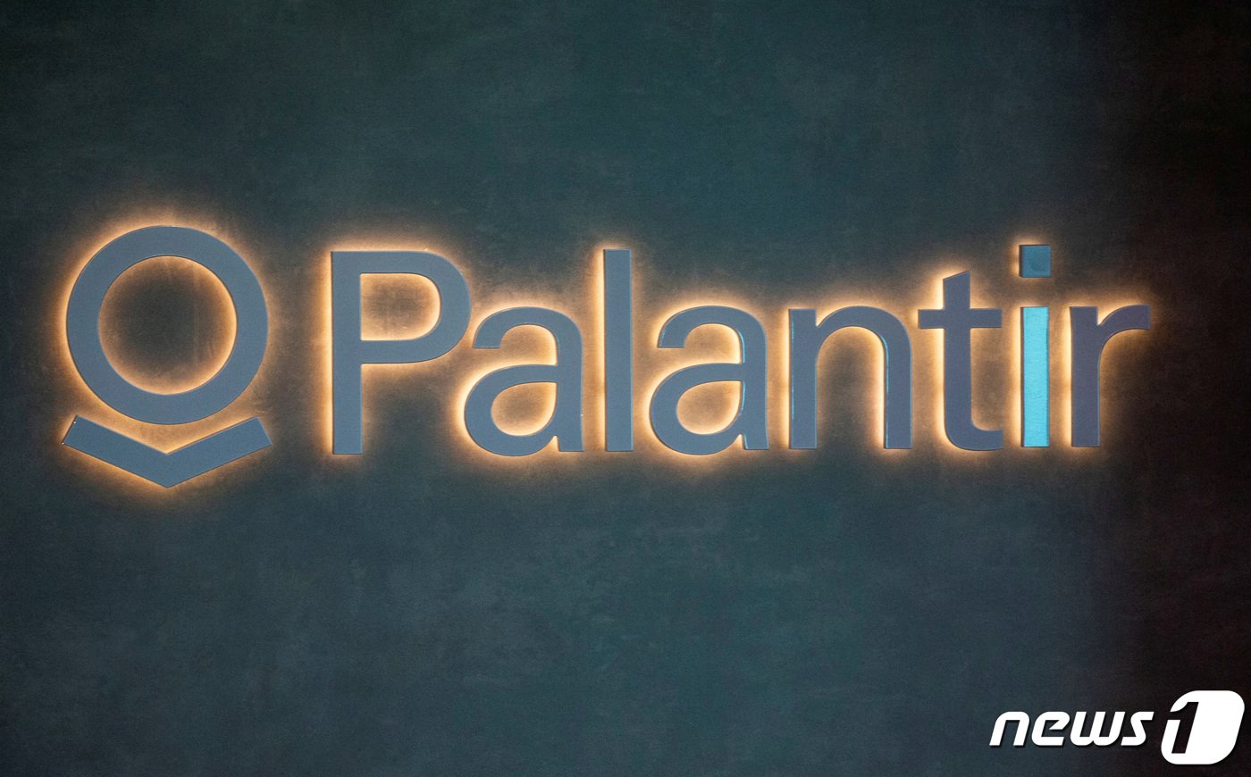 본문 이미지 - 미국 AI 업체 팔란티어 로고. ⓒ 로이터=뉴스1 ⓒ News1 박형기 기자