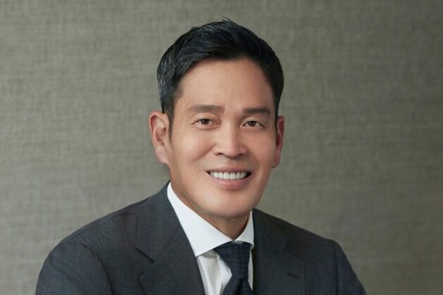 신세계그룹, 엇갈린 실적…이마트 '활짝'·신세계百 '주춤'