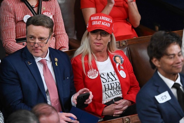 "댐 무너지는 중"…마가 핵심 의원, 트럼프 '레임덕' 정면 거론