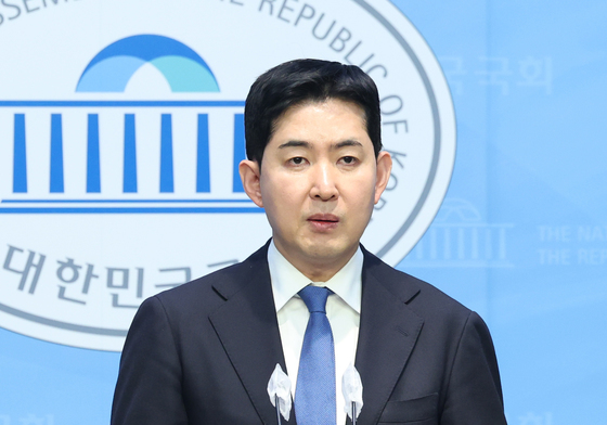 민주 "국힘, 李대통령 업무보고 흠집내기 아닌 국회 역할부터"