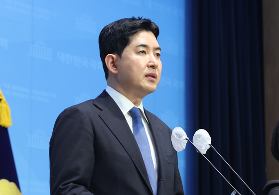 '땅콩회항 폭로' 박창진, 한국공항공사 자회사 임원 취임