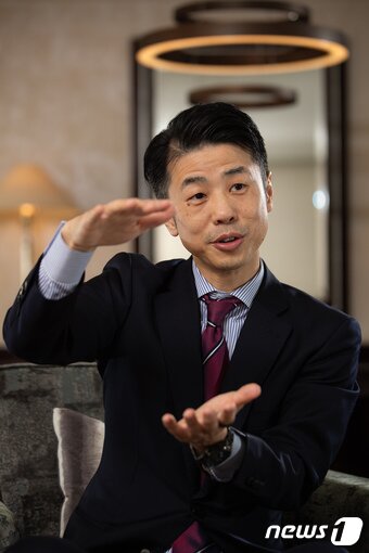 본문 이미지 - 다카노 요시유키 라쿠텐 트래블 대표가 8일 웨스틴 조선 서울에서 뉴스1과 인터뷰하고 있다. 2024.3.8/뉴스1 ⓒ News1 유승관 기자