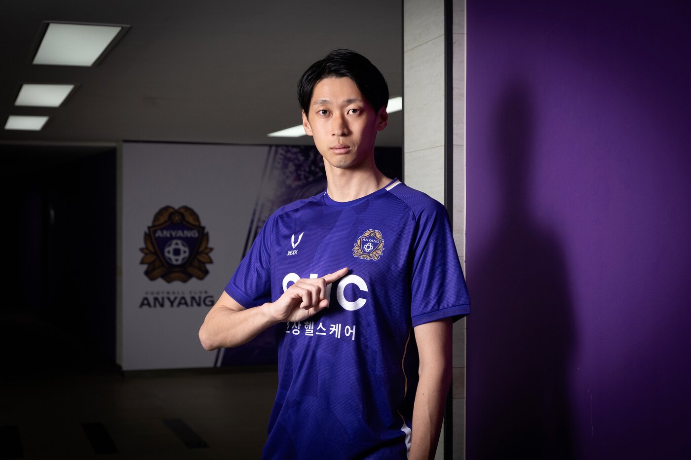 본문 이미지 - K리그2 FC안양에 입단한 북한 대표팀 출신 리영직(FC안양 제공)  