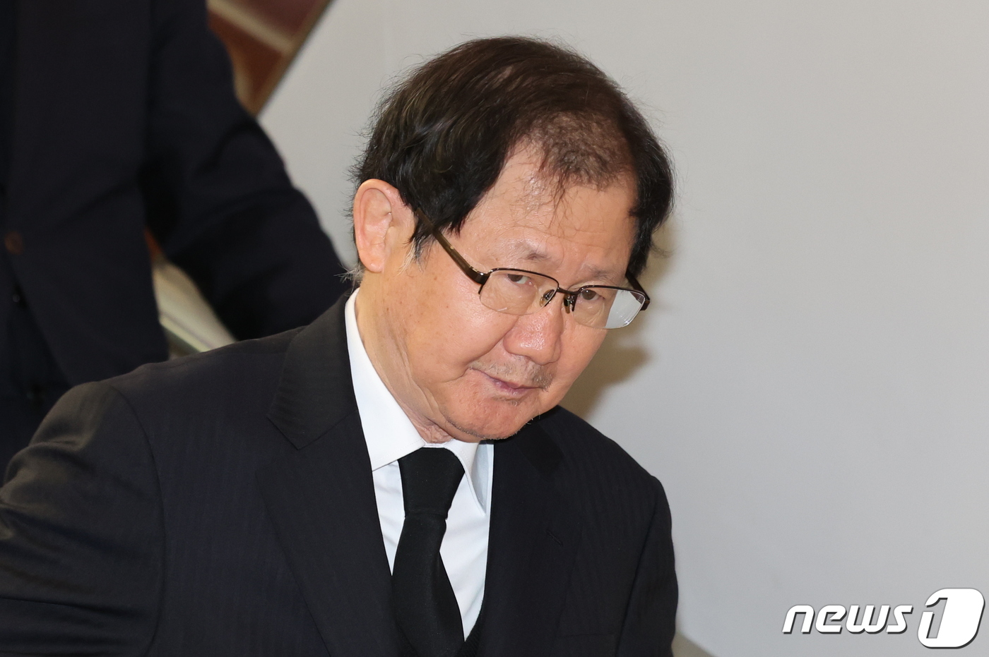 조석래 명예회장 빈소 들어서는 박찬구 금호석유화학 회장 - 뉴스1