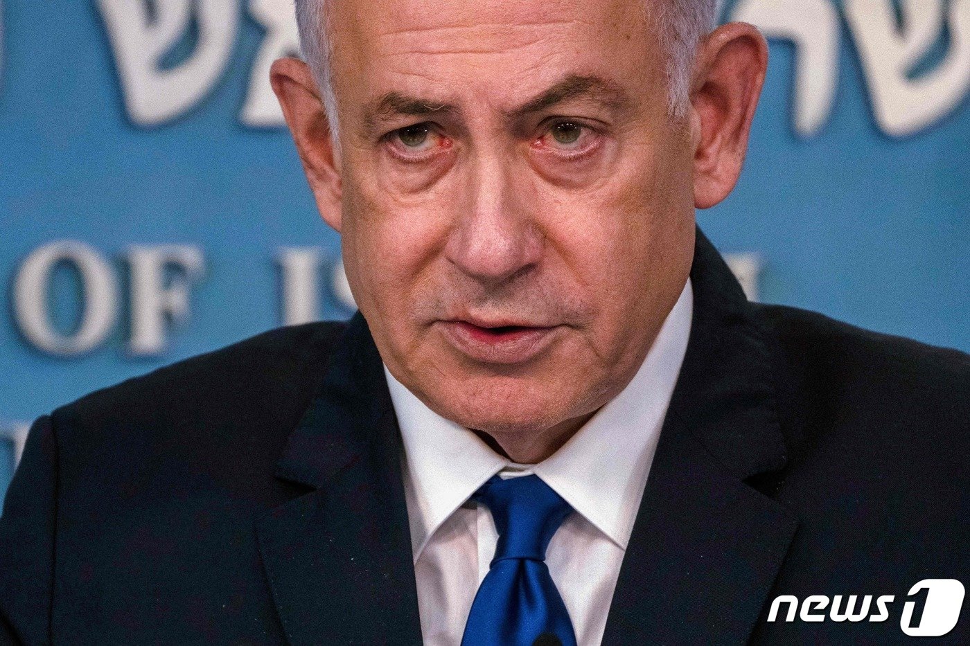 본문 이미지 - 베냐민 네타냐후 이스라엘 총리가 지난 3월 17일 예루살렘에서 올라프 숄츠 독일 총리와 회담을 마친 뒤 기자회견을 하고 있다. 네타냐후 총리는 31일(현지시간) 사상 최대의 반정부 시위 속에 전신 마취를 하고 탈장 수술을 받았다. 2024. 4. 1 ⓒ AFP=뉴스1 ⓒ News1 우동명 기자