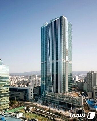 본문 이미지 - 코웨이 서울 구로구 G타워 사옥.&#40;코웨이 제공&#41;