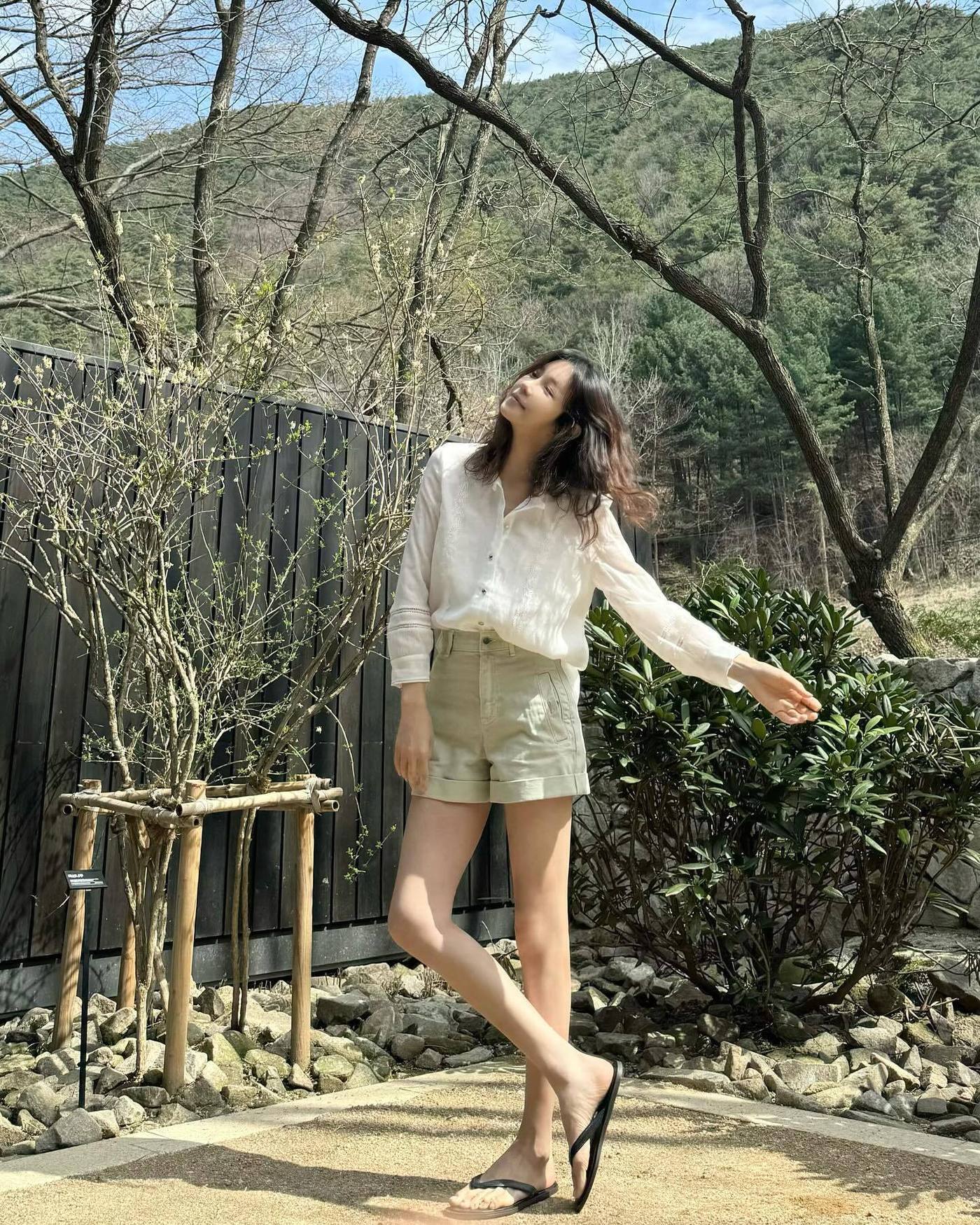 본문 이미지 - 이지아 SNS