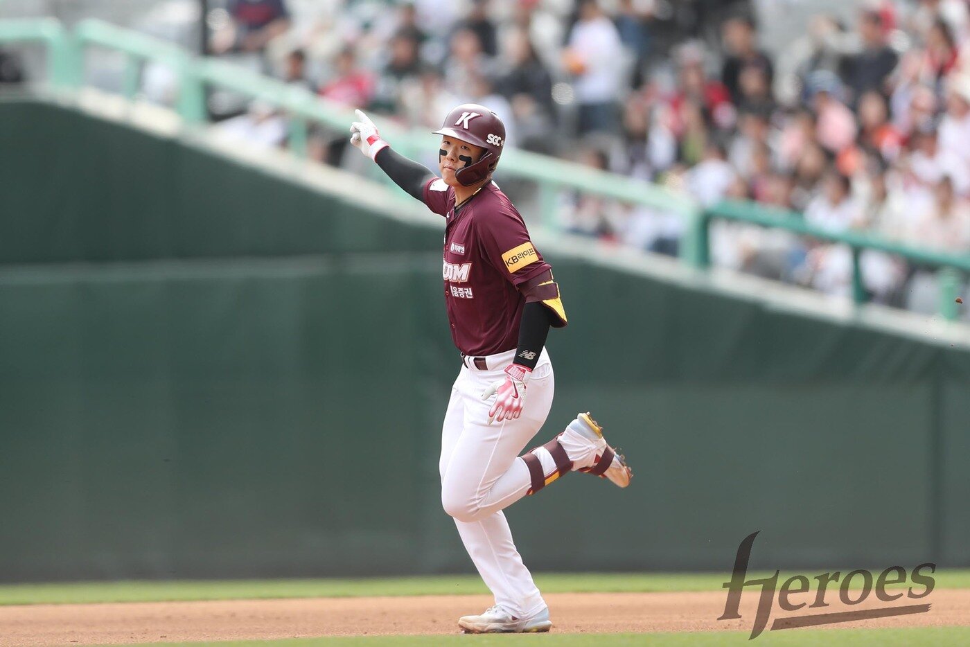 본문 이미지 - 지난 10일 SSG 랜더스 전에서 김광현을 상대로 데뷔 첫 홈런을 쳤던 이재상. (키움 제공)