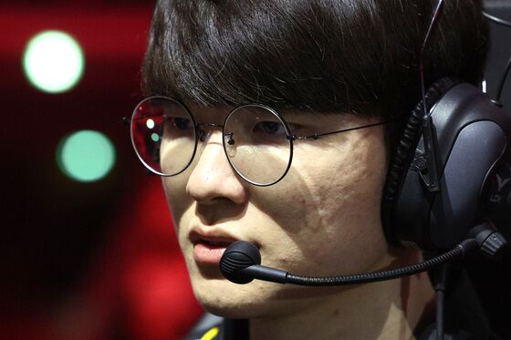 '페이커' 이상혁, LCK 최초 700승 달성