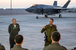 [포토]F-35 공군기지 찾은 이스라엘 합참총장 