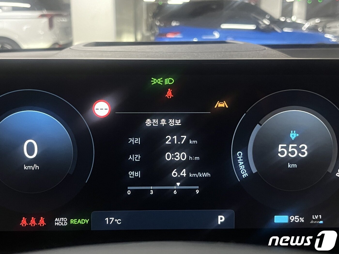 본문 이미지 - 현대자동차 전기차 '더 뉴 아이오닉5'의 전비 기록은  kWh(킬로와트시)당 6.4㎞를 기록했다. 