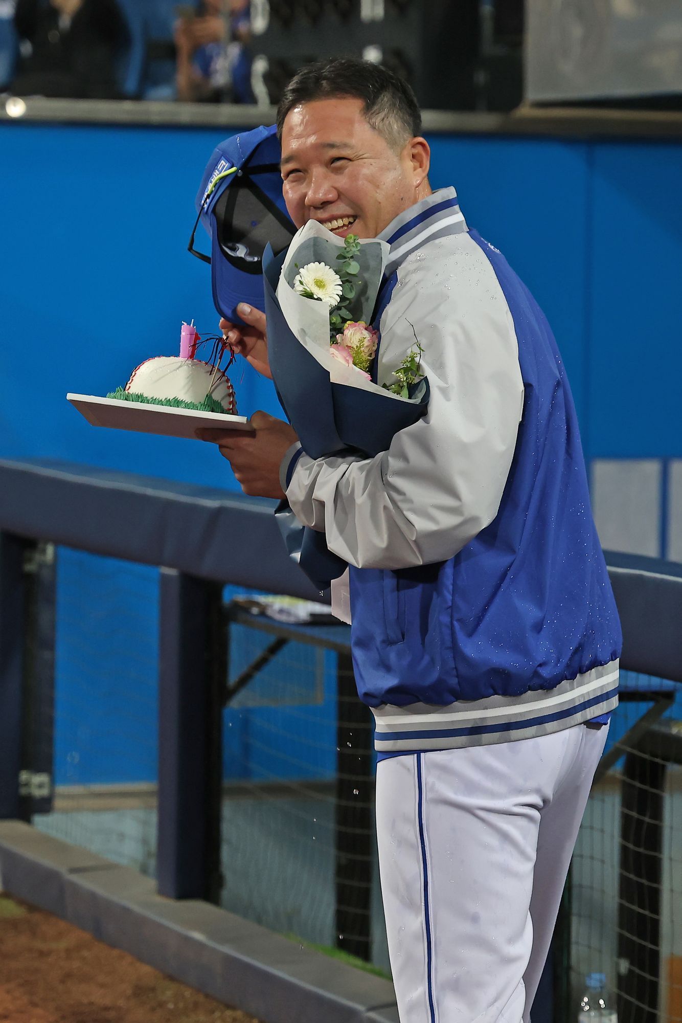 본문 이미지 - 박진만 삼성 라이온즈 감독은 18일 열린 2024 KBO리그 대구 두산 베어스전에서 통산 100승을 달성했다. (삼성 라이온즈 제공)