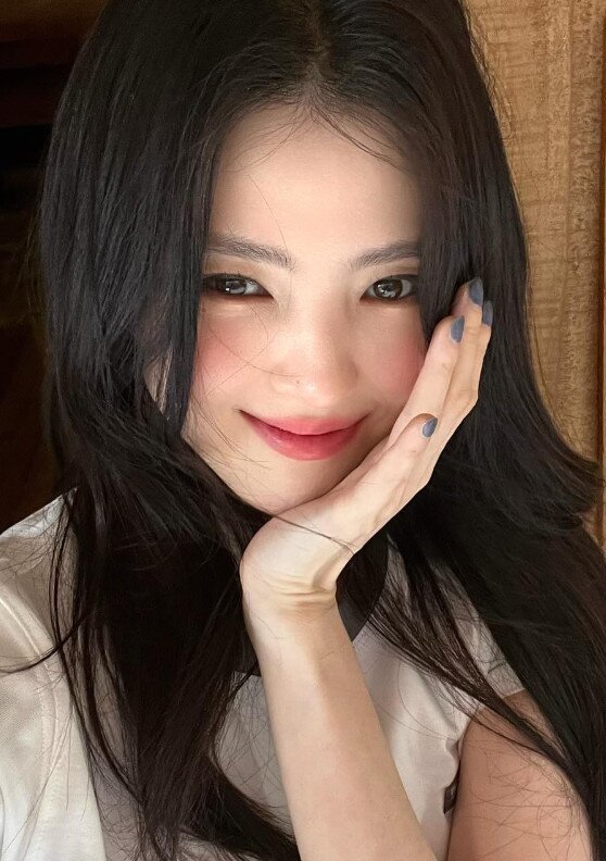 본문 이미지 - 한소희