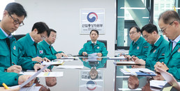 안덕근 산업장관 '중동 사태 관련 상황 점검회의'
