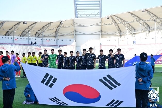 본문 이미지 - 중국과 조별리그 2차전을 가진 23세 이하 올림픽 축구대표팀. &#40;대한축구협회 제공&#41;