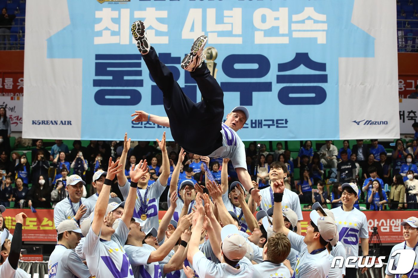 본문 이미지 - 2토미 틸리카이넨 감독.2024.4.2/뉴스1 ⓒ News1 이광호 기자