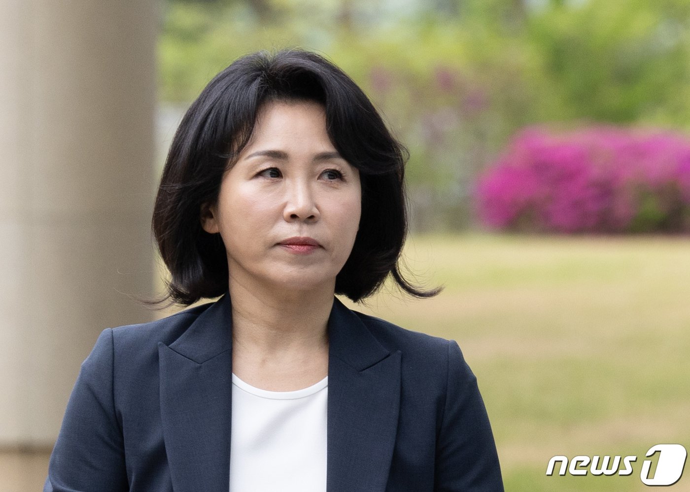 ‘공직선거법 위반’ 혐의로 불구속 기소된 더불어민주당 이재명 대표의 배우자 김혜경 씨가 22일 오전 경기 수원시 영통구 수원지방법원에서 열린 3차 공판에 출석하고 있다. 2024.4.22/뉴스1 ⓒ News1 이재명 기자