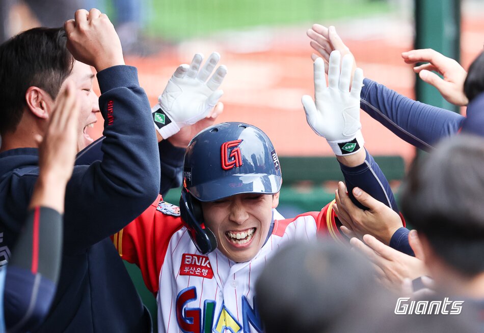 본문 이미지 - 롯데 자이언츠 황성빈. (롯데 제공)