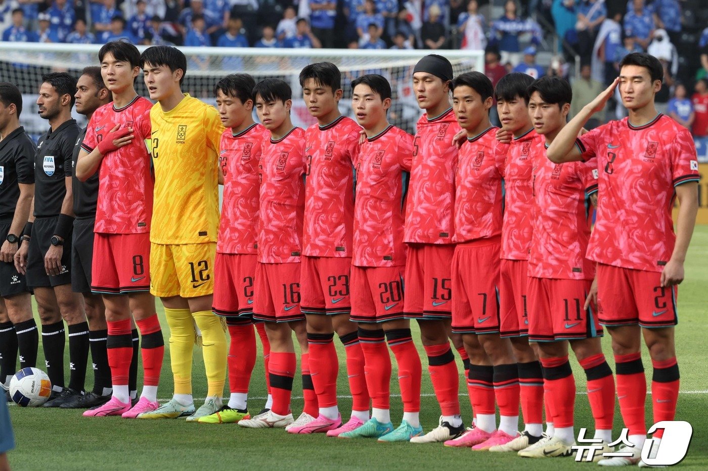 본문 이미지 - 경기 전 도열한 한국 U23 대표팀 ⓒ AFP=뉴스1