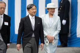 [사진] ‘봄의 원유회’ 도착하는 나루히토 일왕과 마사코 왕비