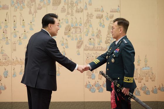 육군 지상작전사령관에 강호필 대장 임명…합참차장 지내