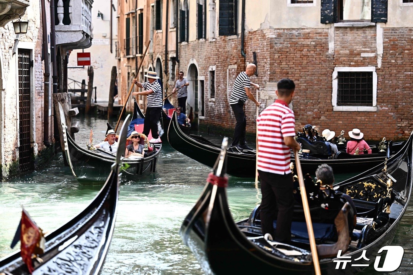 본문 이미지 - 베네치아 곤돌라ⓒ AFP=뉴스1