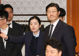 노연홍 위원장, 제1차 의료개혁특위 참석