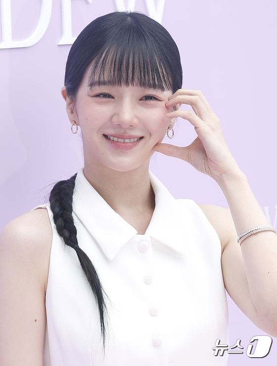 박규영, 사랑스러운 미소
