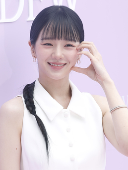 박규영, 사랑스러운 미소