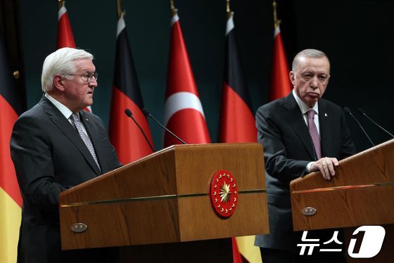 [사진] 기자회견하는 독일 대통령과 튀르키예 대통령