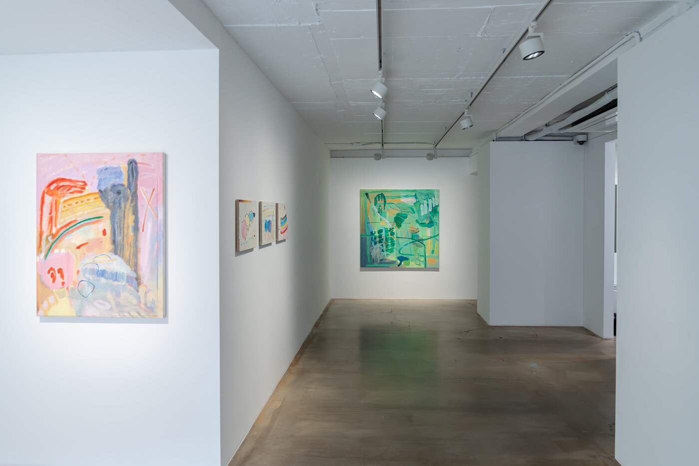 본문 이미지 - 박경률 작가의 개인전 '네시' 전경. 백아트 제공.