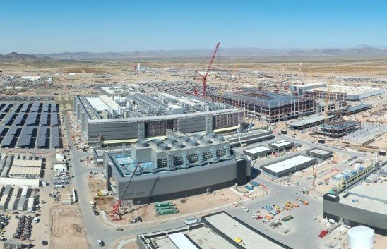 본문 이미지 - 건설 중인 TSMC 미국 애리조나 공장 전경. (TSMC 제공)