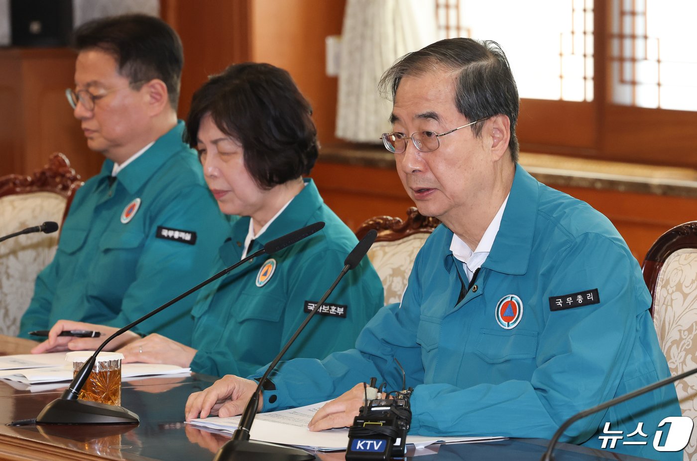 한덕수 국무총리가 26일 서울 종로구 정부서울청사에서 열린 의사집단행동 중앙재난안전대책본부 회의에서 모두발언을 하고 있다. 2024.4.26/뉴스1 ⓒ News1 허경 기자