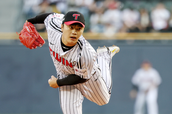 '21일 전역' 김윤식, 곧장 1군 합류…염경엽 감독 "불펜 더 강해질 것"