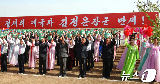 북한, 순천시 풍탄농장서 \'새집들이\' 진행…\