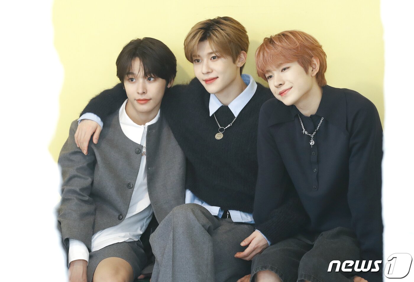 본문 이미지 - NCT 위시가 3일 서울 성동구 한 카페에서 열린 라운드 인터뷰에 앞서 포즈를 취하고 있다. 2024.4.3/뉴스1 ⓒ News1 권현진 기자