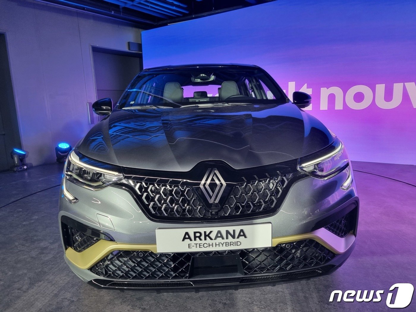 본문 이미지 - 르노 뉴 아르카나. 2024.4.3/뉴스1 ⓒ News1 박주평 기자