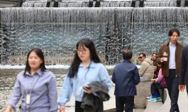 "평생직장은 옛말"…임금근로자 10명 중 6명 취업 1년내 퇴사