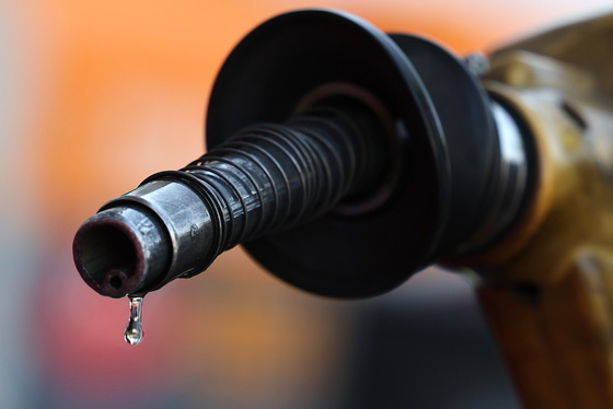 "알뜰주유소 정책효과 '마이너스'…갈등·침체만 부추겨"