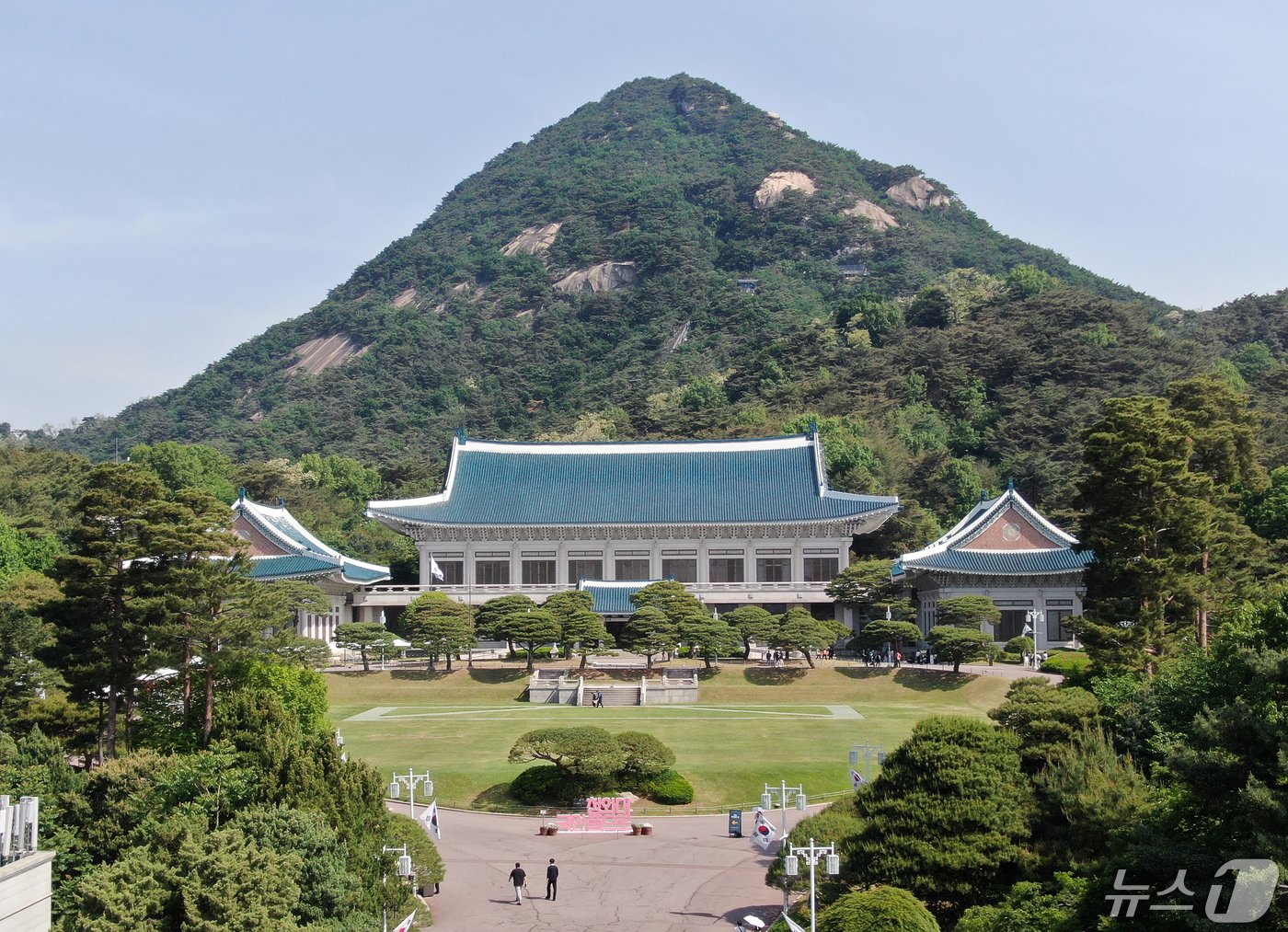 청와대 개방 2주년인 10일 오전 서울 종로구 청와대 내 본관의 모습. 2024.5.10/뉴스1 ⓒ News1 김진환 기자