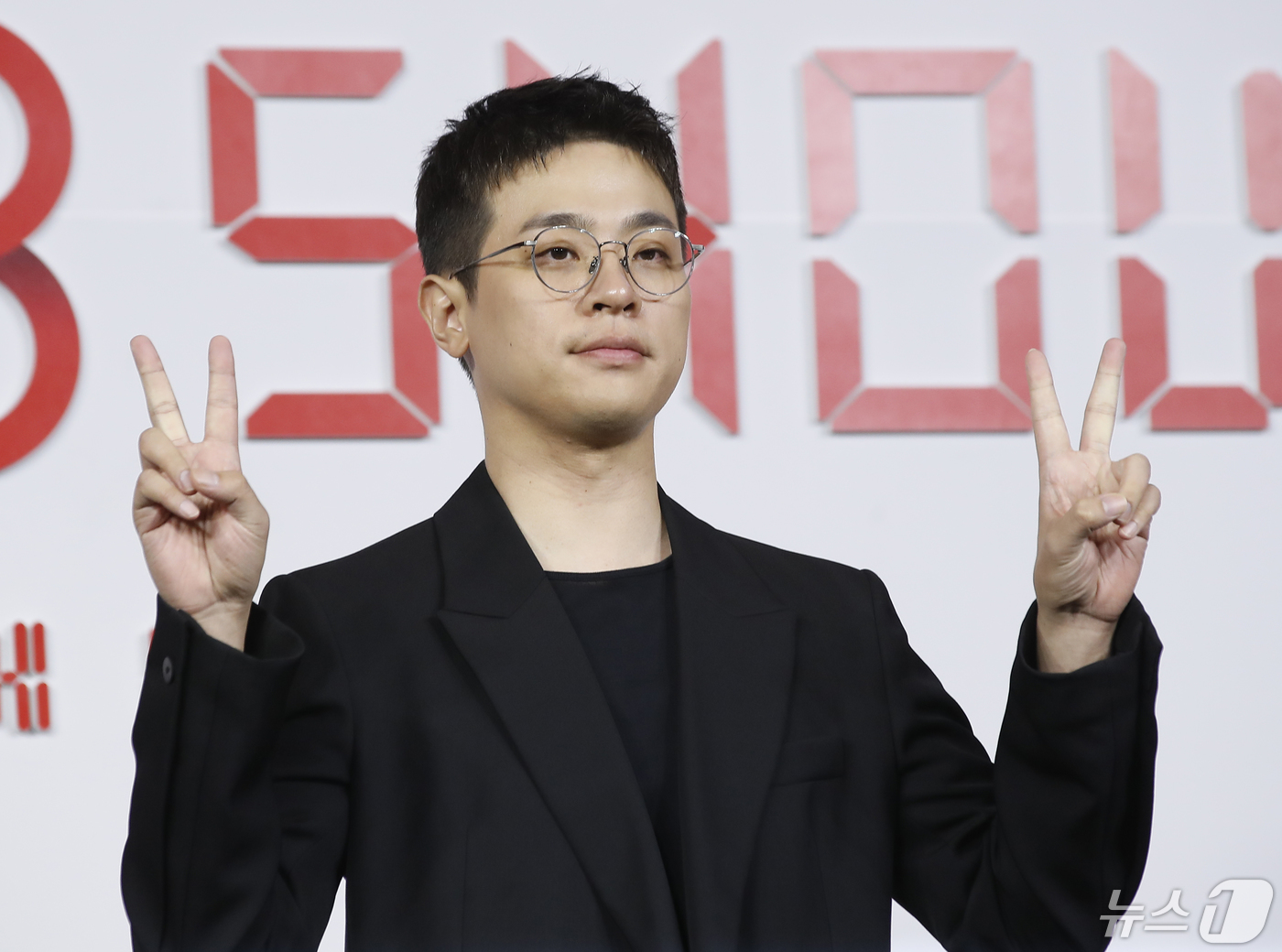 (서울=뉴스1) 권현진 기자 = 배우 박정민이 10일 서울 중구 앰배서더 서울 풀만 호텔에서 열린 넷플릭스 시리즈 ‘더 에이트 쇼(The 8 Show)’ 제작발표회에 참석하고 있다 …