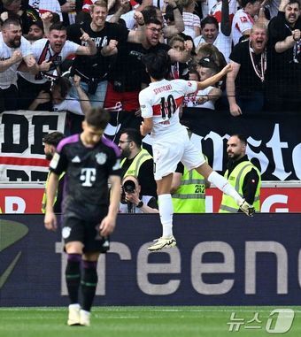 본문 이미지 - 지난 라운드 바이에른 뮌헨전에서 득점을 터트렸던 정우영. ⓒ AFP=뉴스1