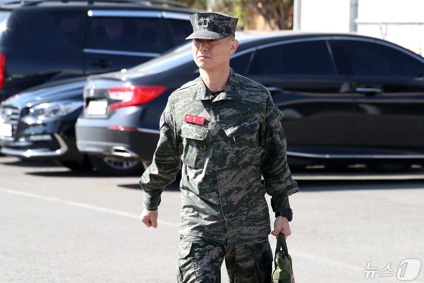 &#39;해병대 채상병 순직 사건&#39; 관련 조사에 피의자 신분으로 소환된 임성근 전 해병대 1사단장이 13일 오전 조사를 받기 위해 경북 경산시 경북경찰청 형사기동대로 출석하고 있다. 2024.5.13/뉴스1 ⓒ News1 공정식 기자