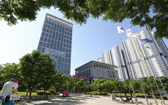 부산 환경단체 "난개발·낙동강 수질 저하·핵의존…전환 시급"