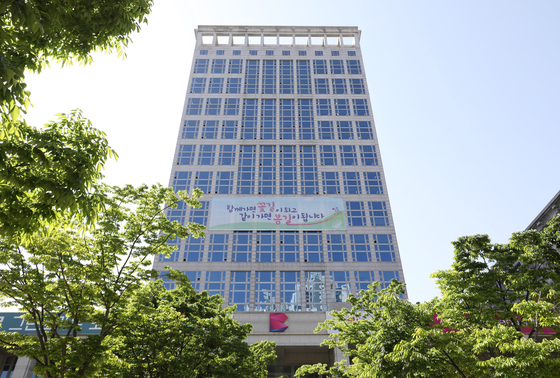 부산 동물보호 조례 놓고 충돌…"합법적 안락사" vs "보호 공백 해소"