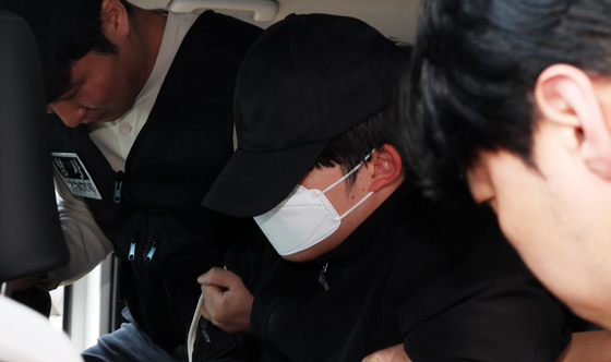경찰, '강남역 여친 살해' 가해자 사체손괴 혐의 추가 송치