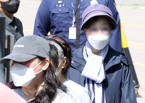 '尹장모' 최은순, 농지법 위반 혐의 검찰 송치 임박한 듯