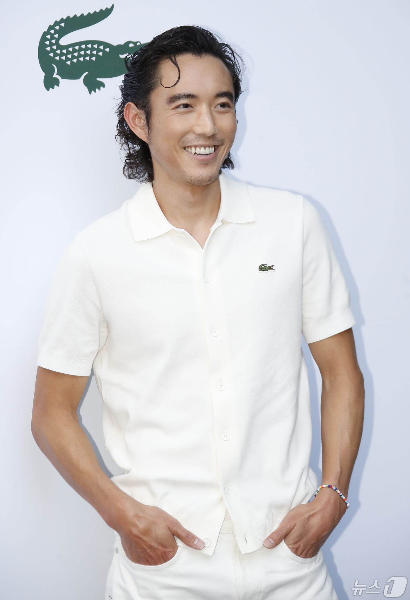 (서울=뉴스1) 권현진 기자 = 배우 저스티 민이 14일 서울 성동구 한 매장에서 진행된 프랑스 패션 스포츠 브랜드 팝업 행사에서 포즈를 취하고 있다. 2024.5.14/뉴스1