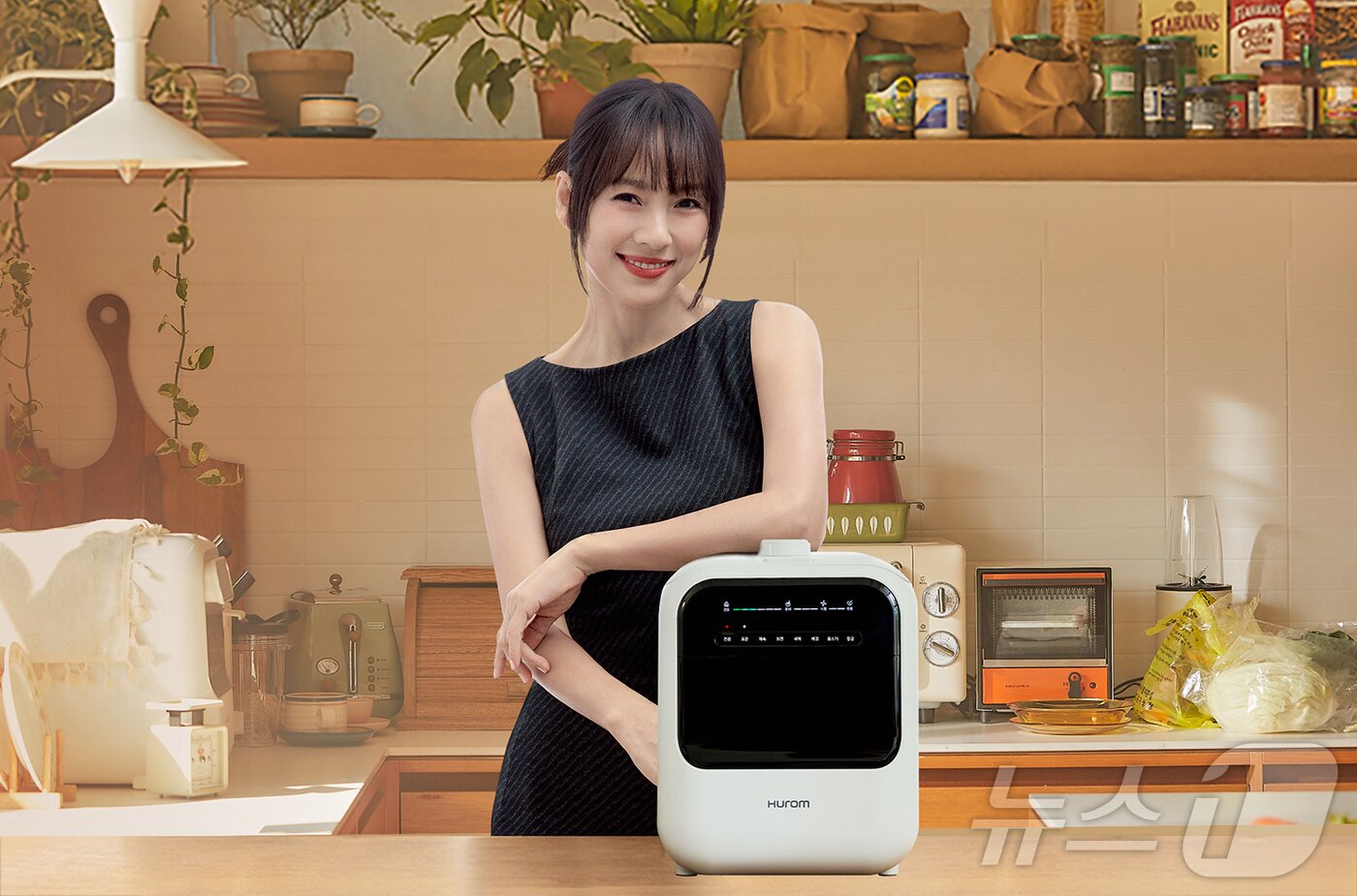 본문 이미지 - 휴롬 음식물처리기 2세대 연출 이미지 (휴롬 제공)